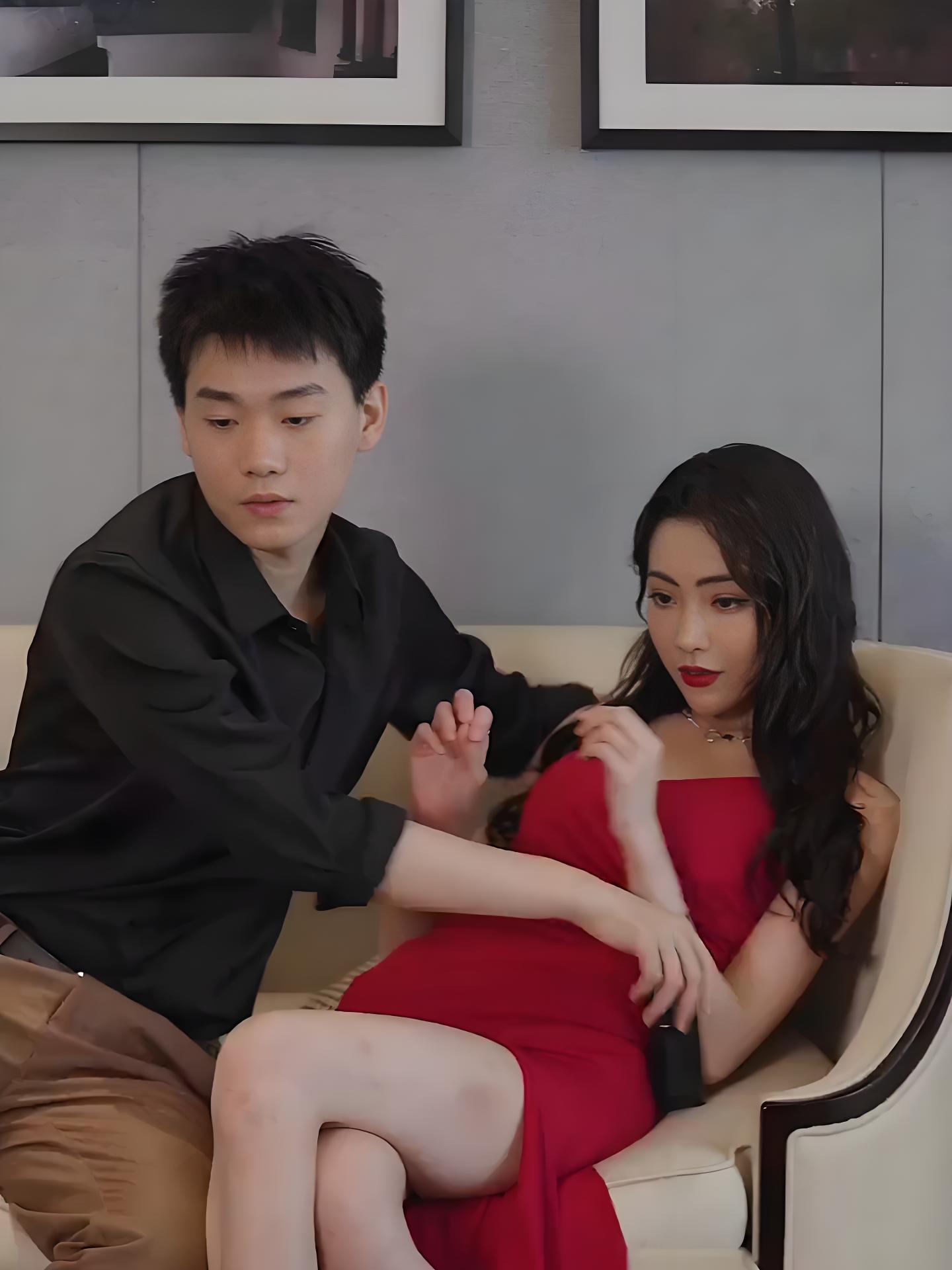职场趣闻（92集）擦边-热门短剧搜索-2